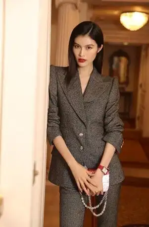 时尚先生张芙:踢走臃肿,冬日穿搭毛呢西装就ok