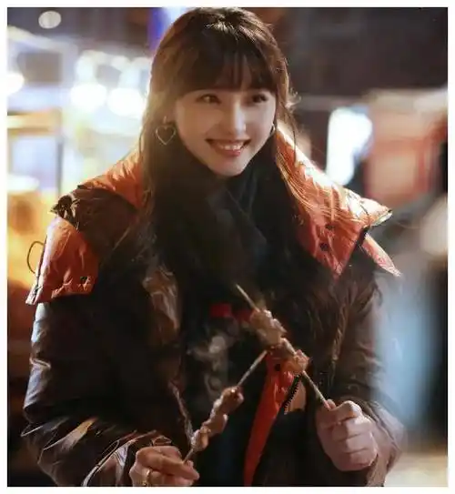 出道14年默默无闻,年初她凭短剧火了,开始一周接到几十个本子_许梦圆