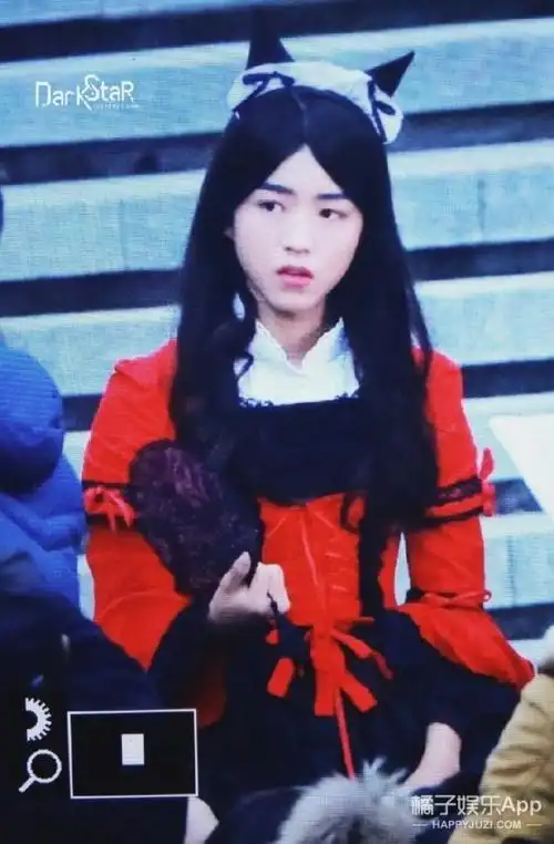 tfboys穿女装图片大全(tfboys穿女装第几集)-第2张图片-潮百科