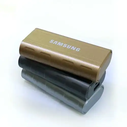 两节18650移动电源 私模巧克力金属效果5000毫安充电宝