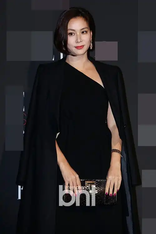 张东健妻子高小英合约到期双方决定不再续约