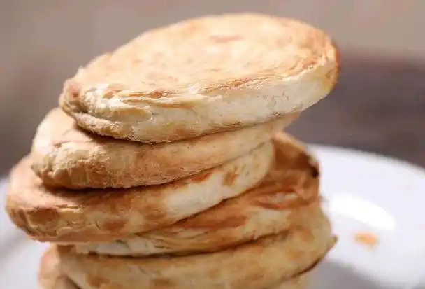 山东美食之一莱芜烧饼