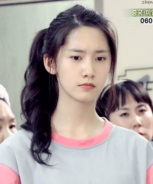 每次冒有新女团出道,林允儿的出道预告照必会拉出来回顾一圈,一年又