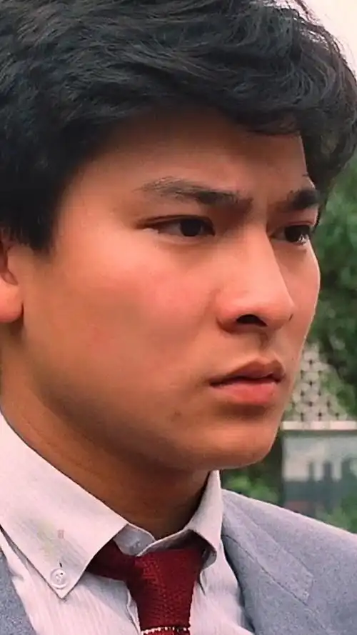 40年前的刘德华还略带一点婴儿肥! #影视剪辑 #明星