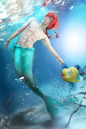 泰国coser大胆挑战男版人鱼