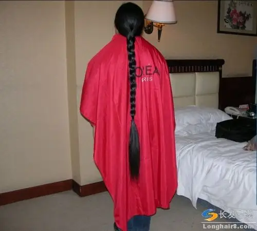 特价刚剪一米大辫999元6