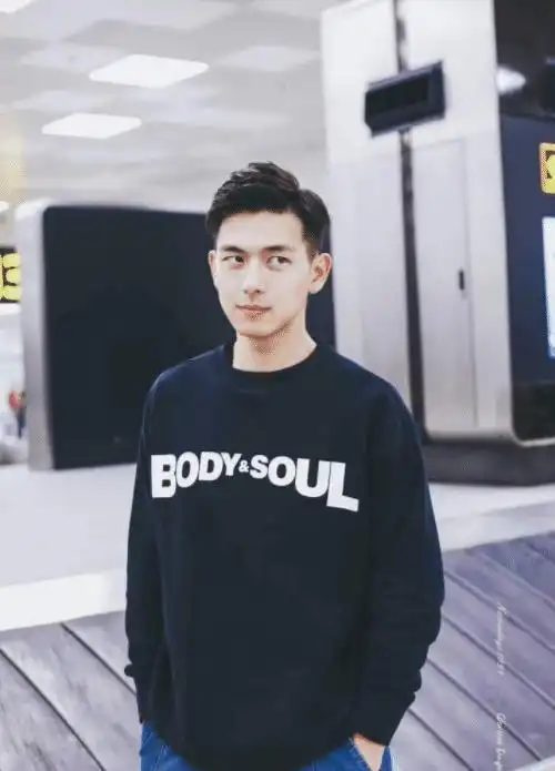 曾经是个小胖墩,快来看看男神怎么减肥的,李现童年照曝光|杨紫|型男_