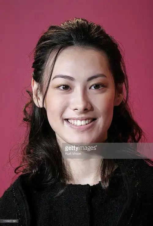 梁洛施 isabella leong的图片
