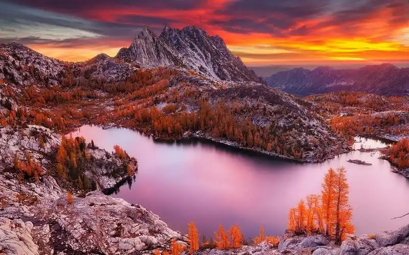 唯美意境秋季风景桌面壁纸 _ 图片网