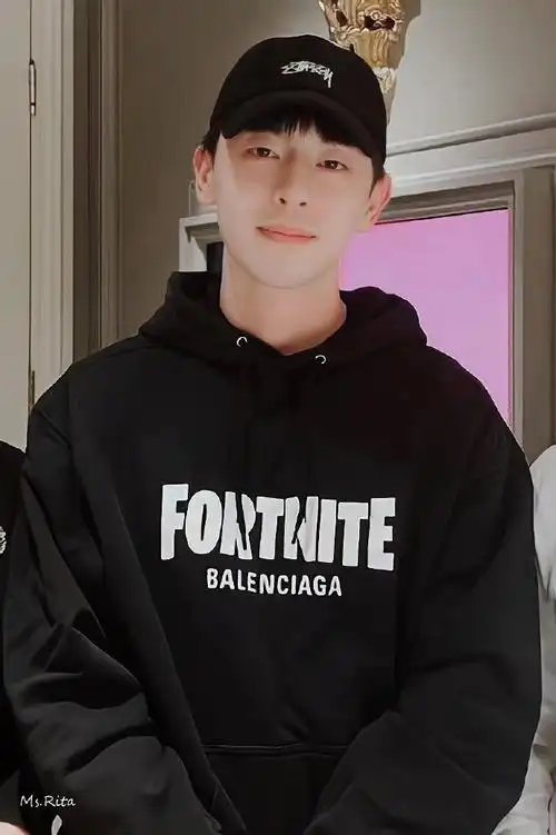 素颜帅爆了,啊啊啊啊啊啊啊啊啊宝贝下次吃粤菜能不能来广东呀#邓伦