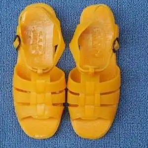80后童年塑料凉鞋怀旧黄色纺织厂包头小学生老款男装胶鞋男童网格