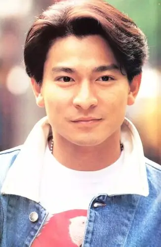 还那么谦虚低调,活该他红一辈子,我心中的偶像永远的刘德华~#娱乐