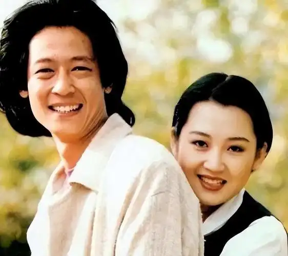 王志文的前半生撵走徐帆逼哭许晴42岁娶兰博基尼女总裁