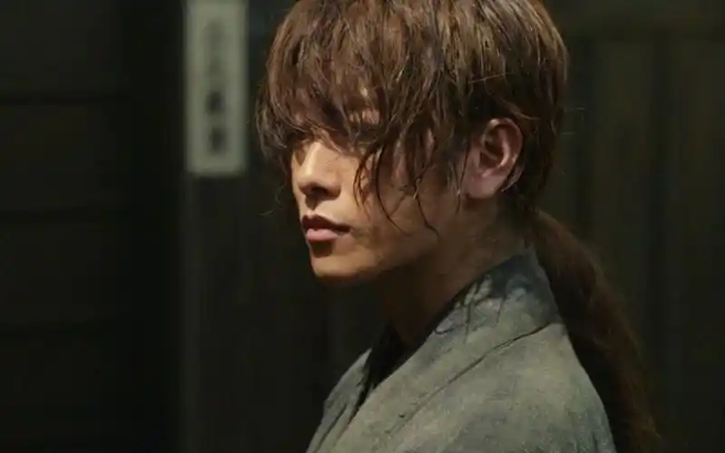 浪客剑心佐藤健超酷