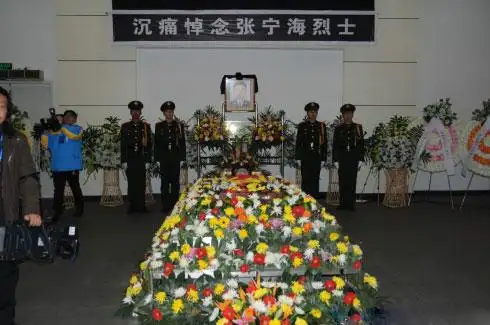 图片说明:张宁海烈士灵堂.(来源:安徽公安在线微博)