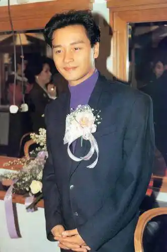 荣史上的今天:       #荣史上的今天# 1989年12月16日,#张国荣