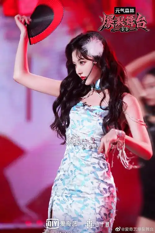 孔雪儿爆裂舞台官图好tm绝啊啊啊啊啊啊啊