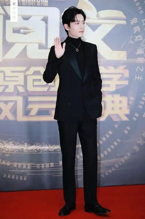 男生图片 帅气大图(穿西装好看的男星只服这16位) - 赤虎壹号