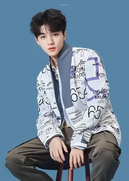 王俊凯二十四岁肆意生长