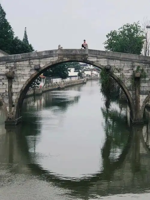 老街破败之美松江仓城扫街拍照攻略