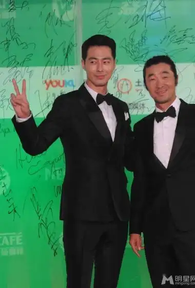 赵寅成帅气亮相红毯引粉丝尖叫赵寅成图片55