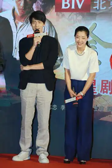 《金水桥边》发布会 实力演员公磊本色出演司机