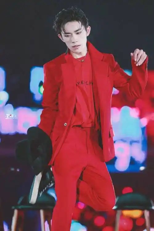 四字 易烊千玺 yyqx 四字弟弟##易烊千玺lindberg品牌全球代言人