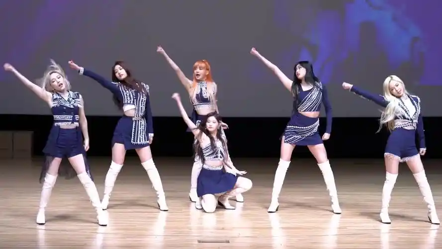 韩国女团舞蹈室练习(1920p)-舞蹈视频-搜狐视频