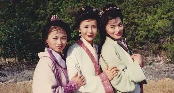 黄日华版《天龙八部》12位演员已离开,每一张剧照都是回忆