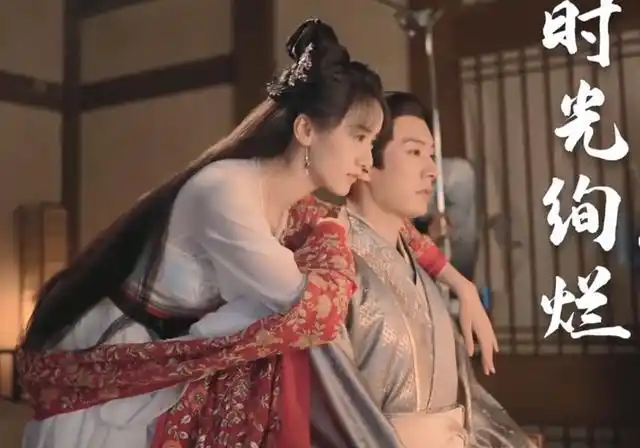 落花时节又逢君袁冰妍的新造型可爱刘学义穿红色也太帅了