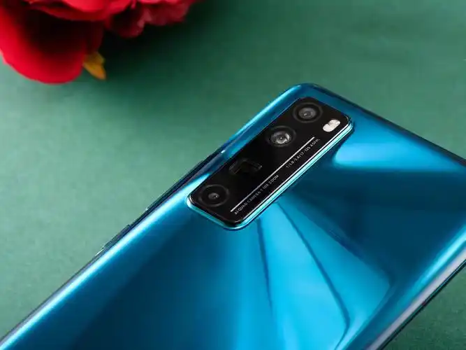 从2299降至1858,潜望式手机再次降价,50倍变焦马上就变成千元机