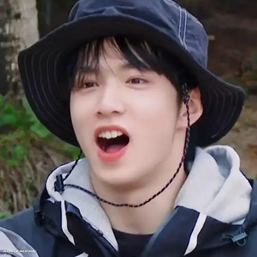 青年演员刘耀文