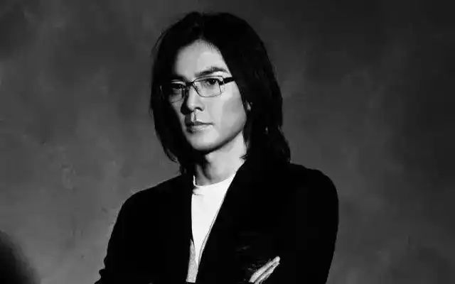 郑伊健:倚楼听风云,淡看天涯路