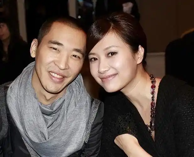 没结婚但有固定伴侣,6位中年女星很特别,俞飞鸿:那男人算闺蜜