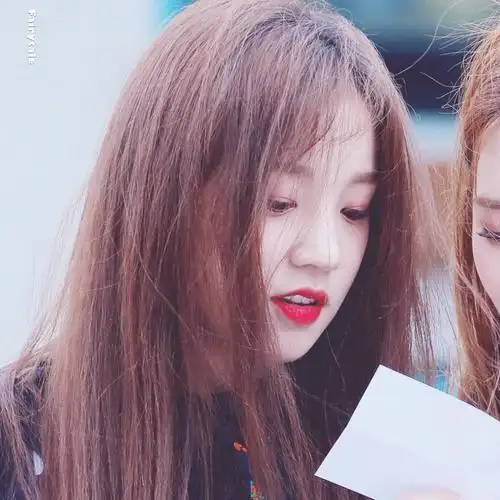 宋雨琦头像二传堆糖浪漫因素