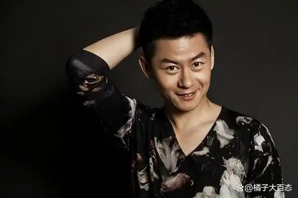 在过去几年的时间里,李健一直坚持在演员的道路上,尽管不断地遭遇打击