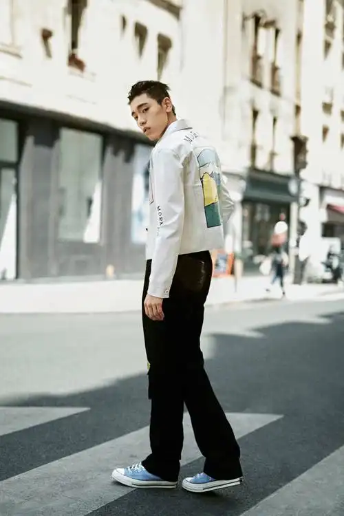 《风景壁纸图集》高清江苏省徐州男星王子异巴黎时装周帅气图片图片