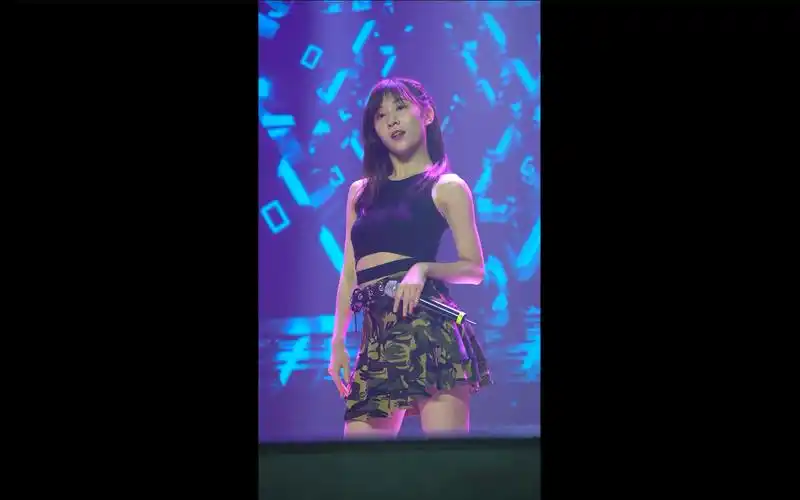 【直拍】蜜蜂少女队- 罗姝涵《dna》