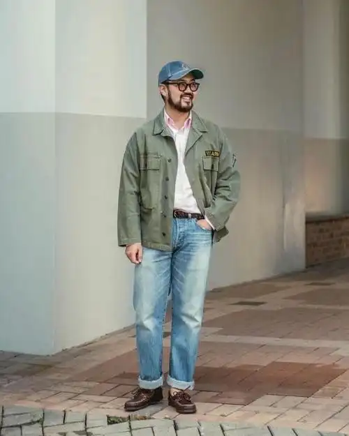 秋季穿牛仔裤,夹克可以这样选!这几种风格组合,让你时髦不落伍