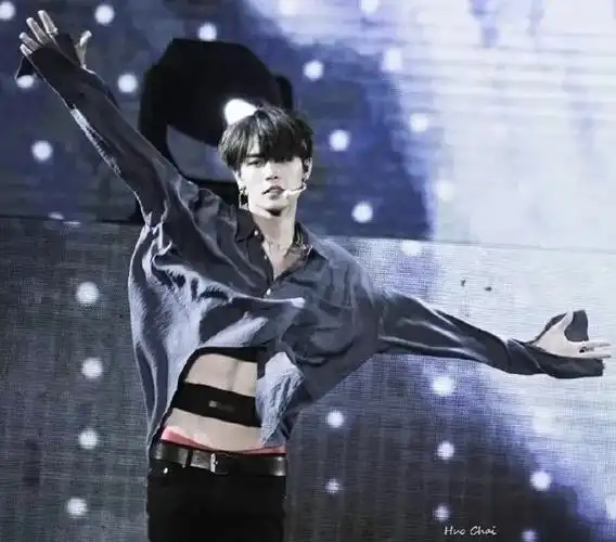 午夜场来啦有颜值有腹肌,是迷人更诱人的小橘!#林彦俊