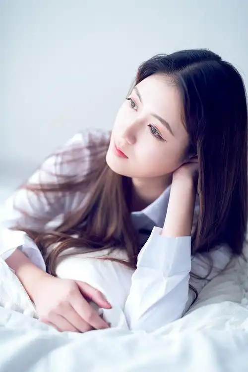 清新写真白衬衫女孩儿