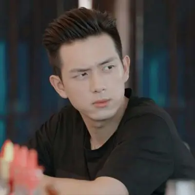 冷澈亲爱的热爱的李现可爱头像dt扯扯裙边