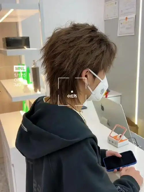 男生发型推荐免打理狼尾鲻鱼头卷发