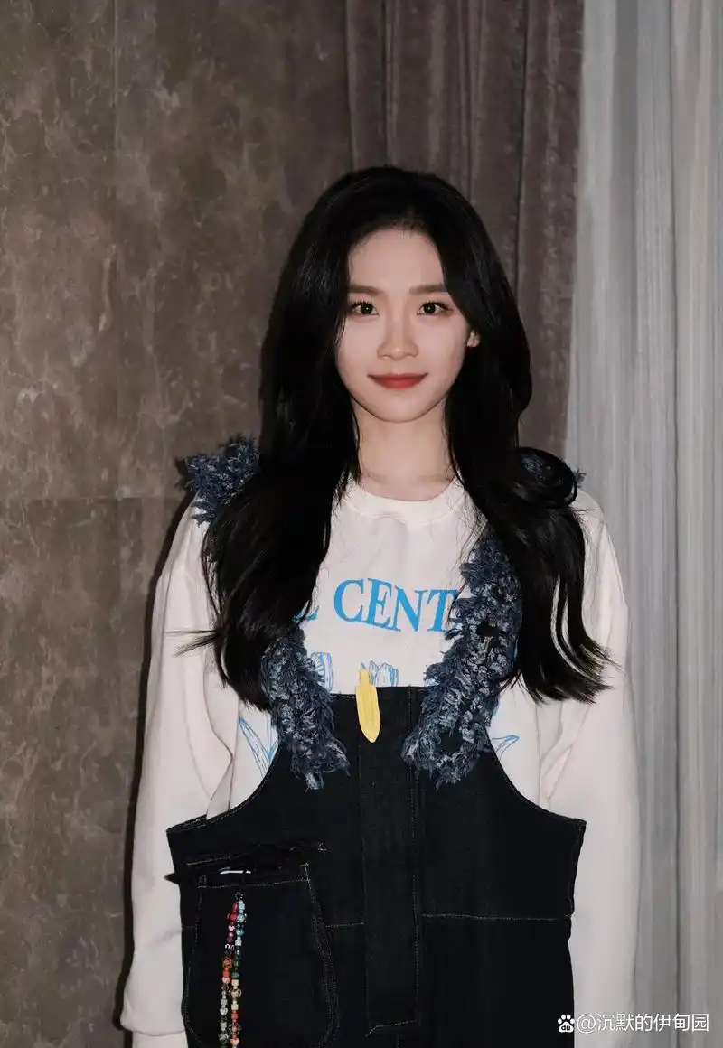 "帽子女神"卢洋洋,可爱至极!