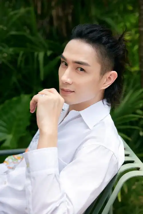 李承铉被迫营业##李承铉这次含戚了又没含戚##李承铉发啥含戚量都高