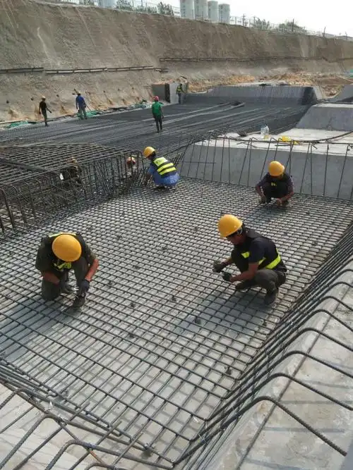 3,筏板钢筋施工
