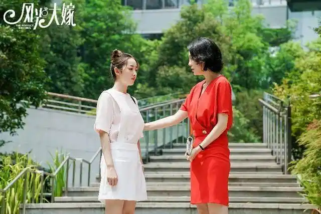 风光大嫁吕佳容红小豆身份破绽百出遭怀疑