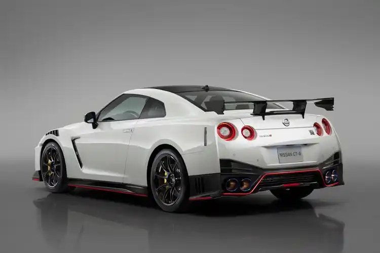 2020 nissan gt-r nismo超清壁纸