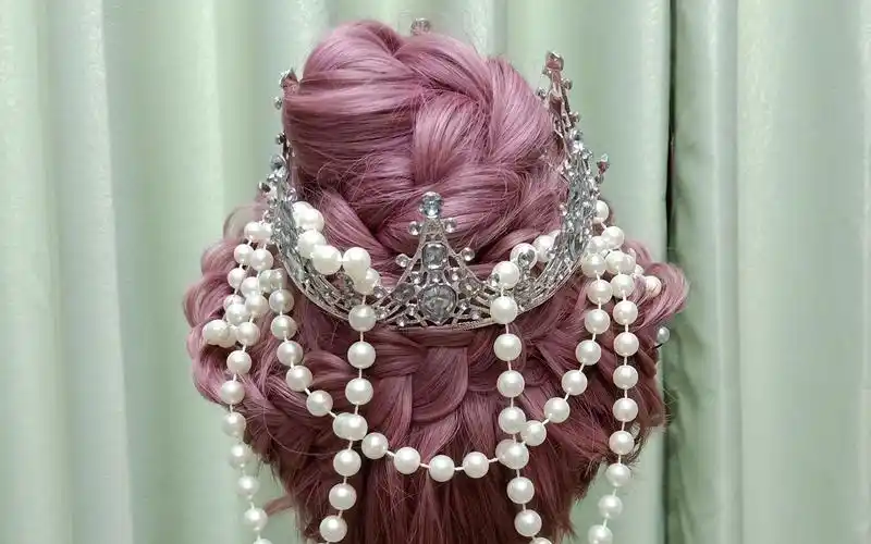 宫廷宴会公主发型