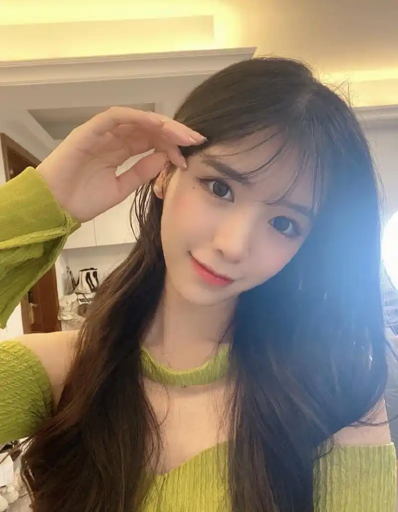 校花美女维维子_ 来自浙江杭州,白羊座